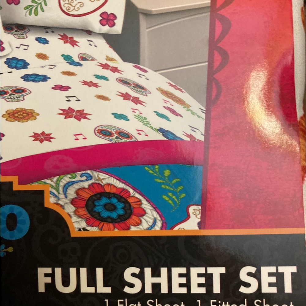 Coco Full Sheet Set - Multicolor - Picture 2 of 4